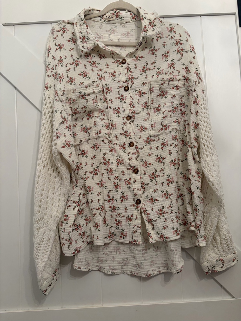 Cream Floral Button-Front Women's Top